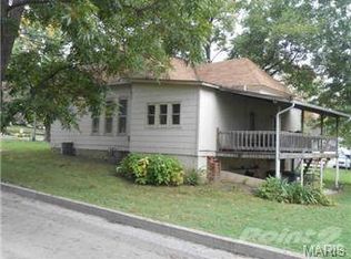 1814 Georgia St, Louisiana, MO 63353