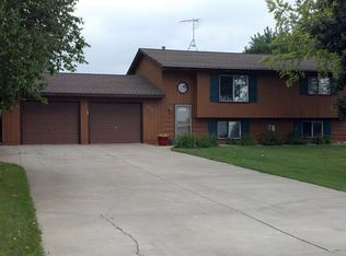 1812 48th Ave NE, Willmar, MN 56201