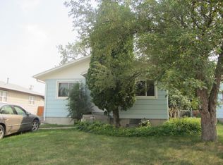 813 Lincoln Ave, Bismarck, ND 58504