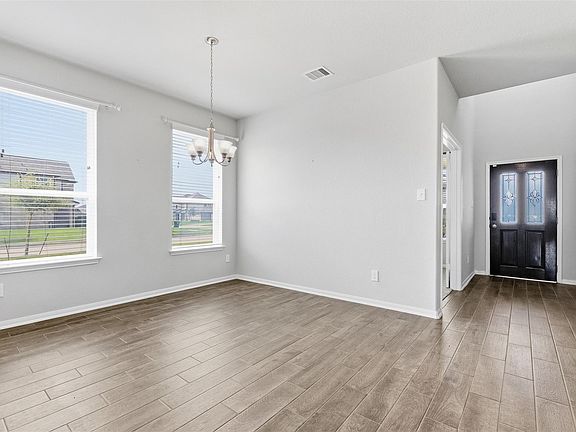 4th image of 3243 Owl Hollow Dr