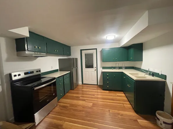 1233 NE 187th St #B, Seattle, WA 98155