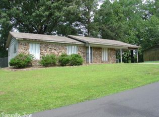 909 Athens St, Benton, AR 72015