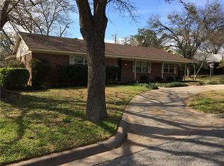 1504 Tatum Dr, Arlington, TX 76012