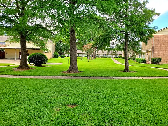2nd image of 3792 Laura Leigh Dr