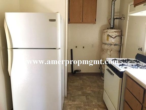 4th image of 2318 Beaumont St