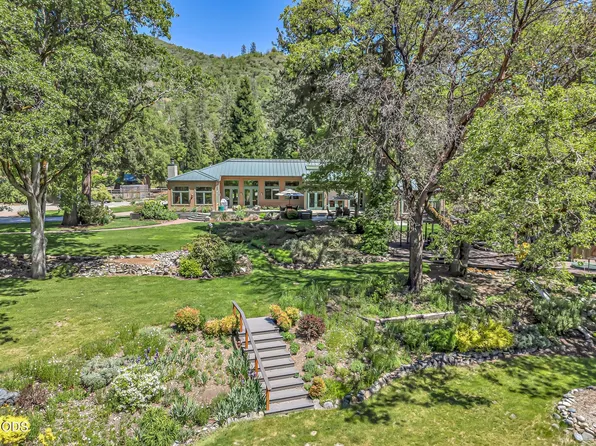 13587 Highway 238, Applegate, OR 97530