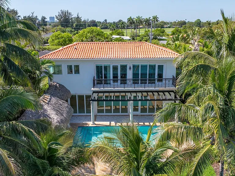 425 N Shore Dr — Photo 46