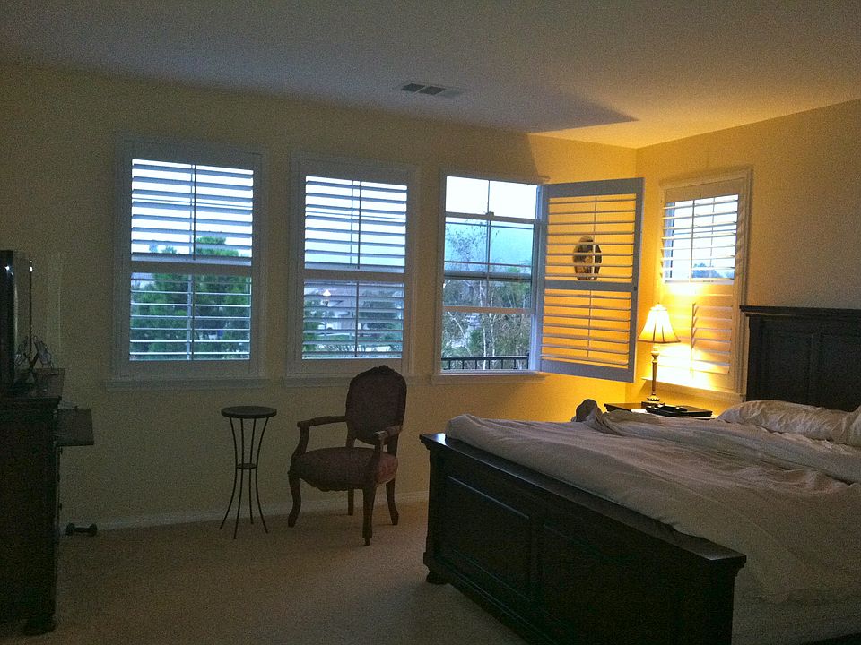 1st image of 386 Park Cottage Pl