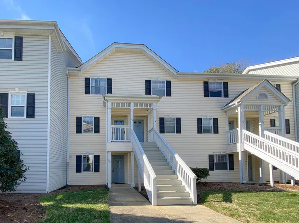 137 Kingsbury Dr #137, Chapel Hill, NC 27514
