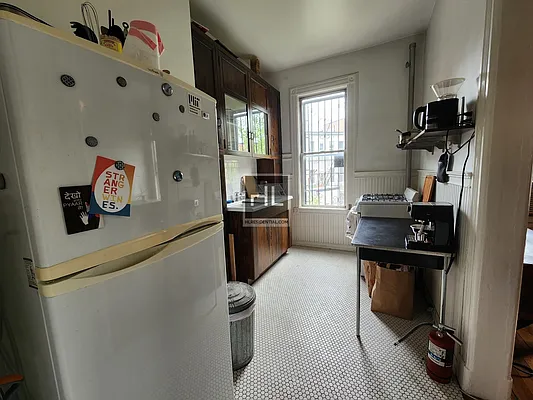 Rented by Highline Residential | media 15