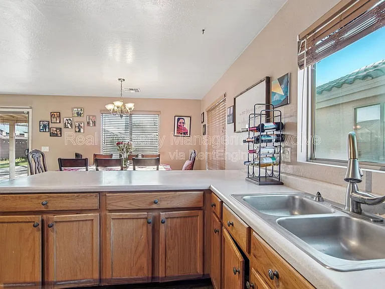 12571 W Mauna Loa Ln — Photo 11