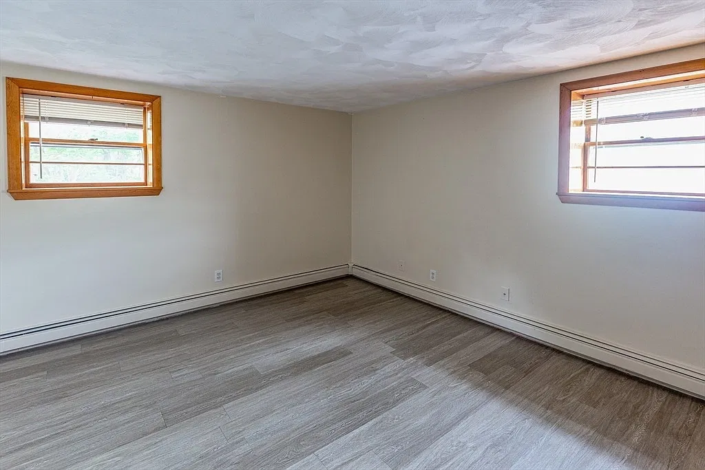 1 bed, $2,300 — Photo 1