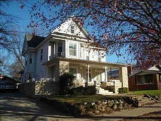 5th image of 657 N Park Ave