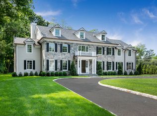 3 Park Dr S, Rye, NY 10580