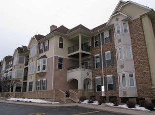 N74W13737 Appleton Ave, Menomonee falls, WI 53051