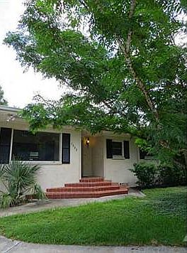 2nd image of 1533 W Park Ln