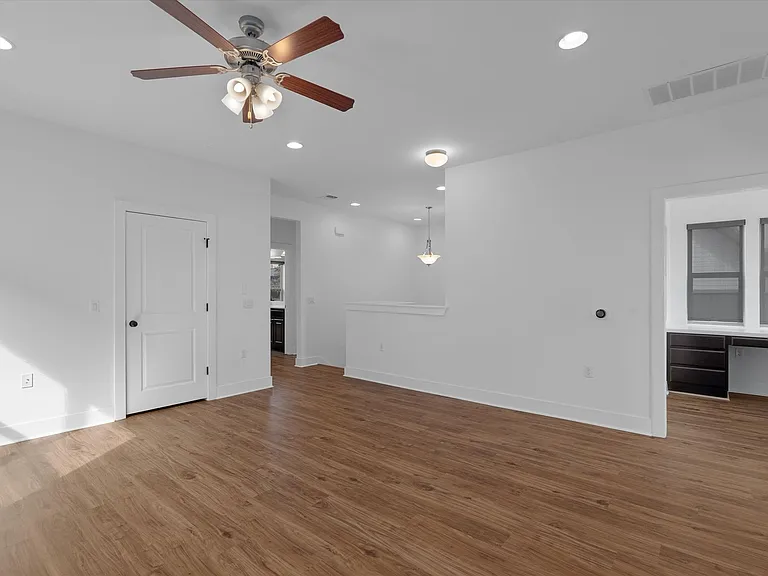 3120 Tom Miller St — Photo 18