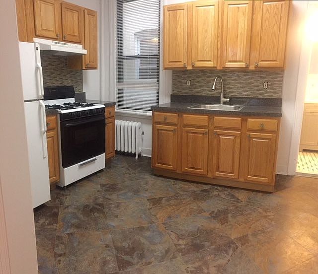 1st image of 2313 24th Ave APT 2F