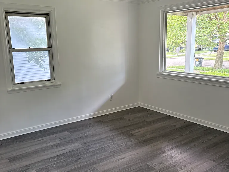 5251 Neff Ave — Photo 3