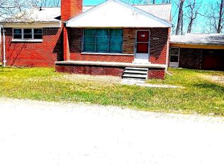 4045 Grove Hill Dr, Brighton, MI 48114