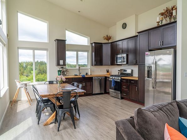 471 Cozy Cove Dr