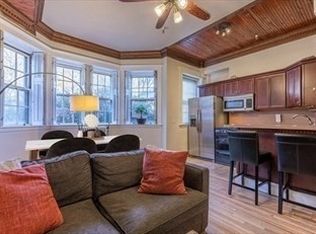250 Commonwealth Ave APT 22, Boston, MA 02116