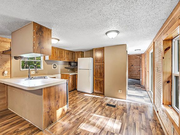 4th image of N2450 E Pine Cir