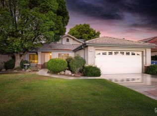 7318 Chilibre St, Bakersfield, CA 93313