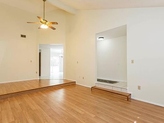 3rd image of 5412 Baybrook Ave