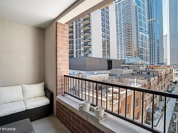 4th image of 178 N Harbor Dr Unit 178