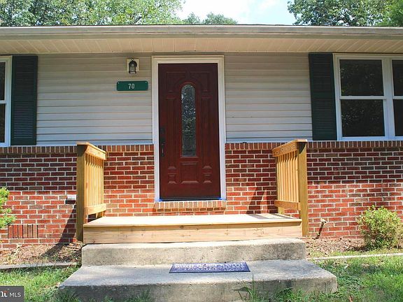 3rd image of 70 Little Lake Ct