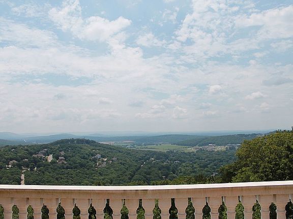 Balcony Views of the Valley