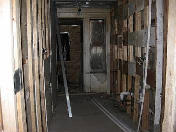 3rd image of 147 E 32nd St