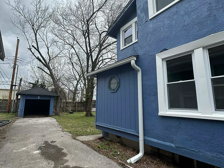 5722 Forest Ave — Photo 16