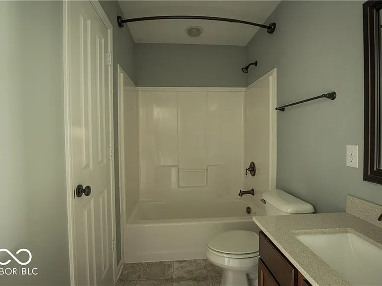 15665 Eastpark Dr — Photo 51