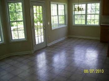 2nd image of 1045 Whispering Woods Dr