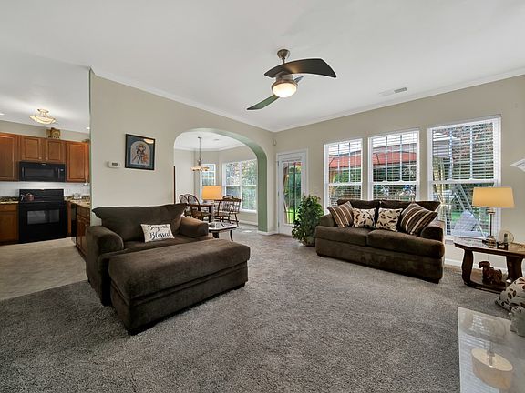 4th image of 4503 Scarlet Oak Dr