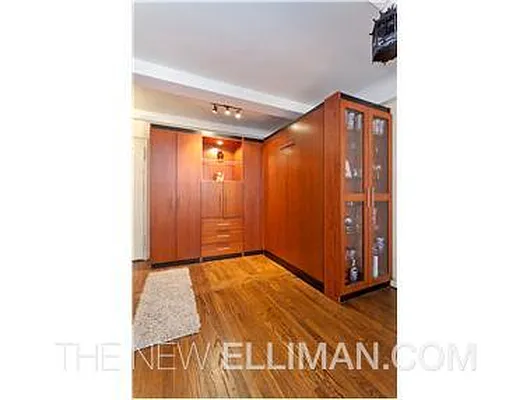 Rented by Douglas Elliman | media 7