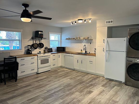 4th image of 201 Coppitt Rd APT 206-A