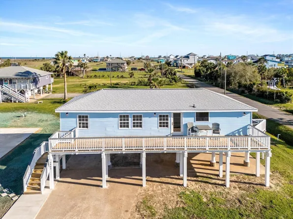3903 2nd St, Galveston, TX 77554