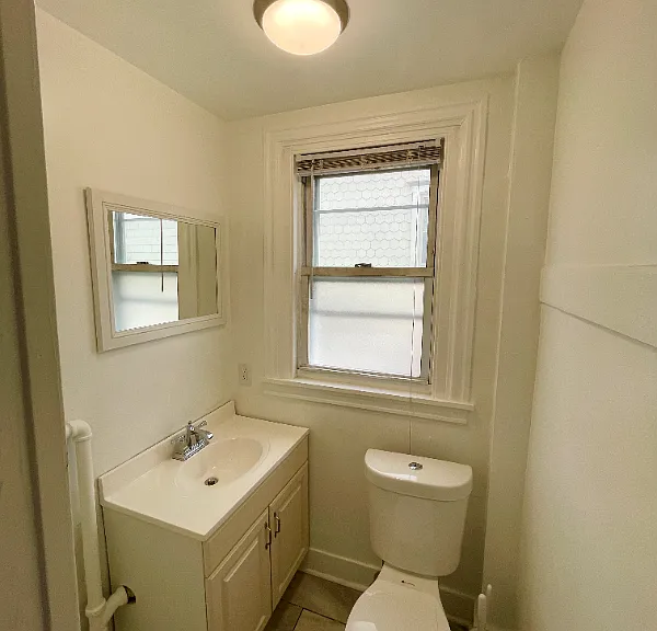 1519 W 14th St — Photo 15