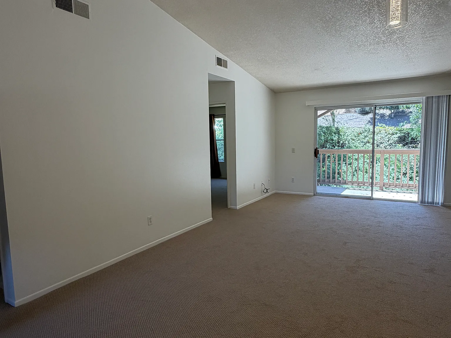 2 bed, 814 sqft, $2,800 — Photo 4