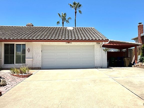 4th image of 907 Saint Marys Ln