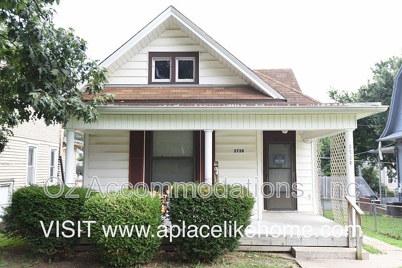 2728 Sacramento St, Saint Joseph, MO 64507 | Zillow