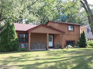 7243 Ideal Ter, Waterford, MI