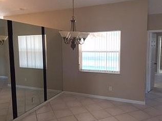 3rd image of 5600 SW 58th Ct