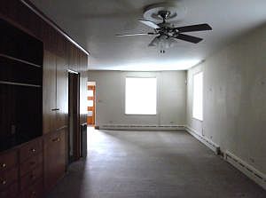 4th image of 412 W Dubois Ave