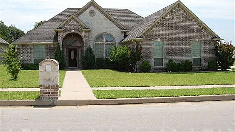 1st image of 18899 Elderberry Ct