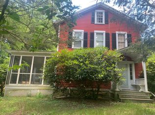 8 Newtown Tpke, Westport, CT 06880