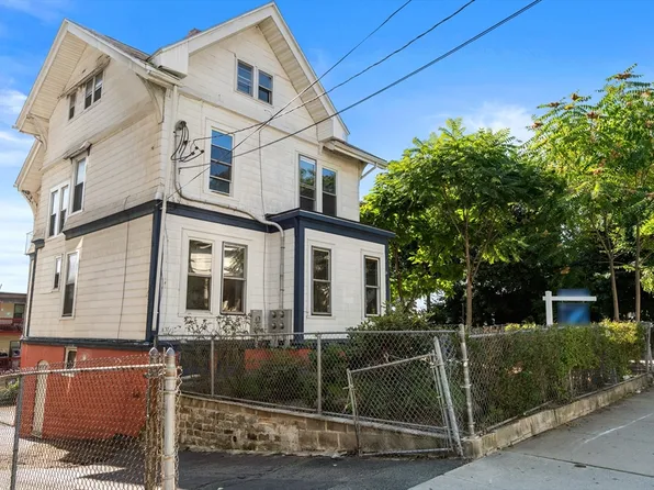 276 Washington Ave, Chelsea, MA 02150